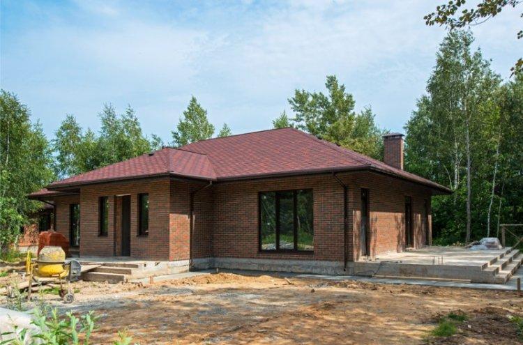 Maisons en briques à un étage - projets et photos