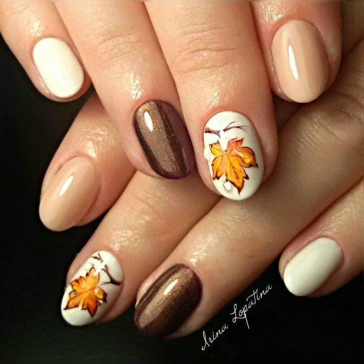 Manucure d'automne multicolore 2020 - photo