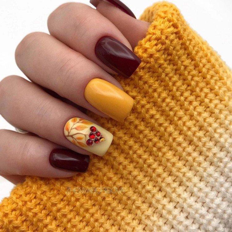 Manucure d'automne multicolore 2020 - photo