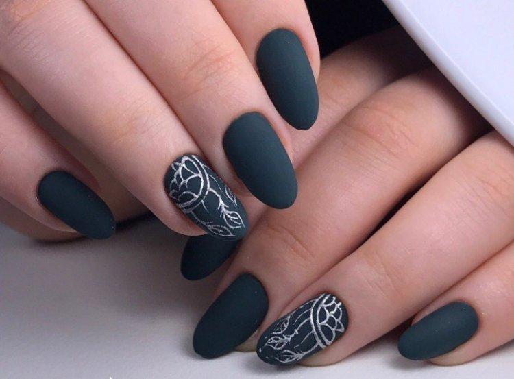 Manucure mate d'automne 2020 - photo