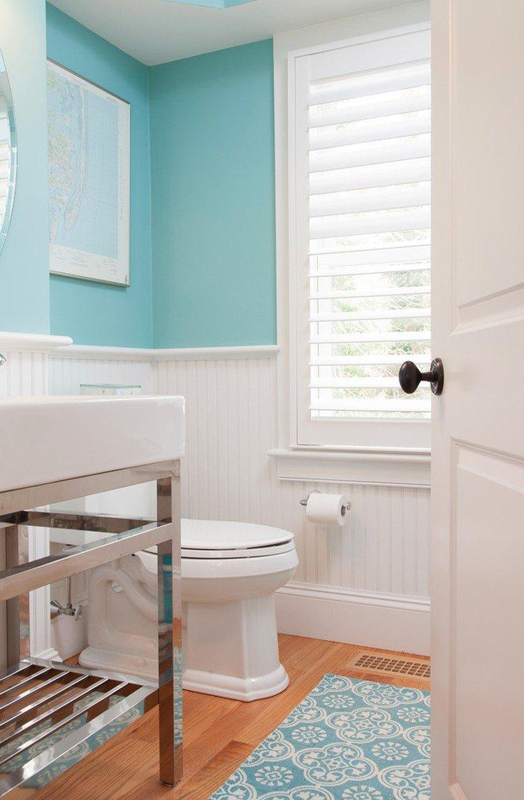 Panneaux en plastique - décoration murale dans les toilettes