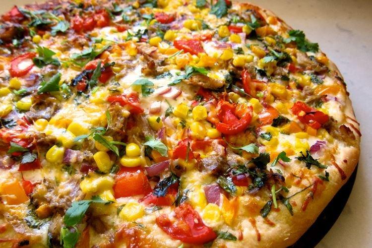 Pizza mexicaine - Recette de pizza au four à la maison
