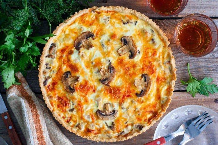 Tarte au poulet et aux champignons - recettes
