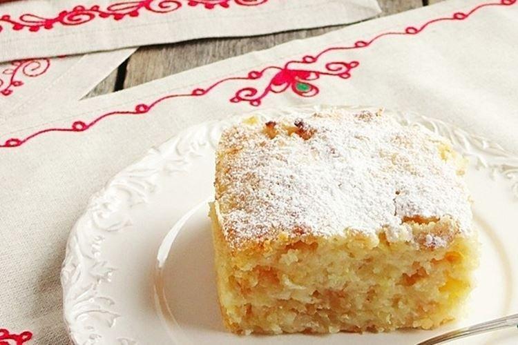 Tarte aux pommes sur semoule - les recettes pas à pas