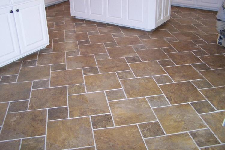 Méthodes de pose de carrelage dans le couloir