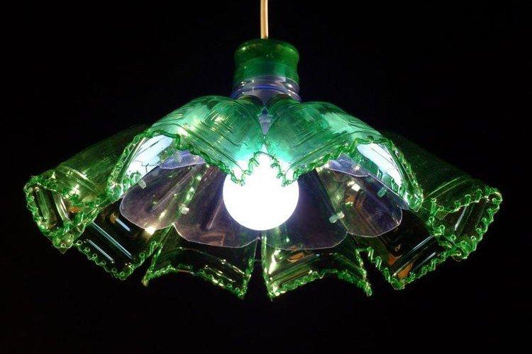 Lampes et abat-jour - Artisanat à partir de bouteilles en plastique de vos propres mains