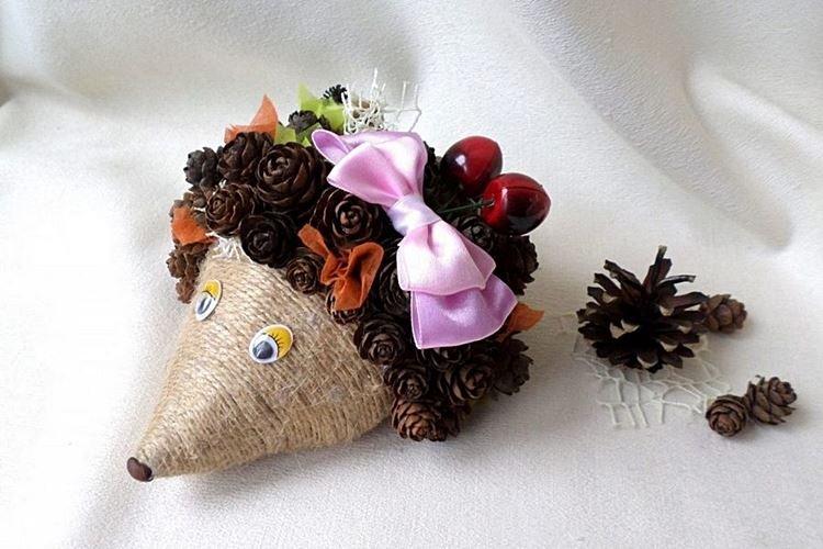 Artisanat à partir de cônes pour enfants - photos et idées