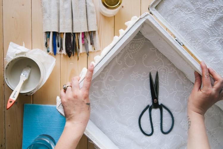 Artisanat d'une vieille valise - Artisanat de vieilles choses de vos propres mains