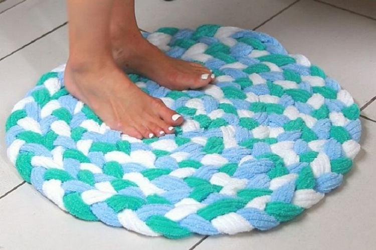 Tapis de sol à partir de vieilles serviettes - Bricolage à partir de vieilles choses