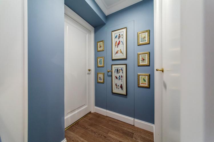 Couloir dans un style moderne - idées de design photo