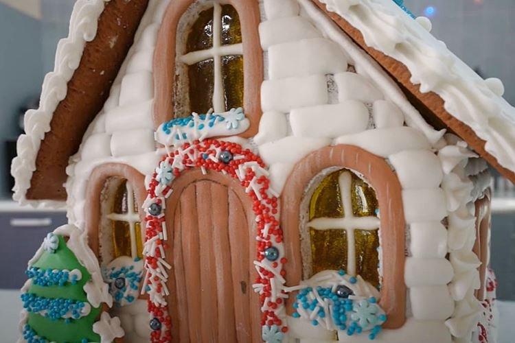 DIY maison en pain d'épice - recette pas à pas avec photo