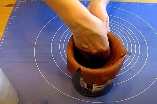 Maison ronde en pain d'épice DIY - recette étape par étape