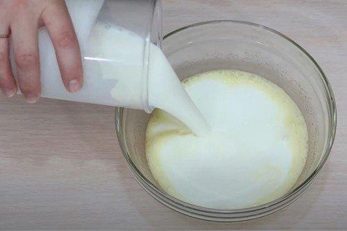 Crêpes de grand-mère au kéfir - une recette étape par étape