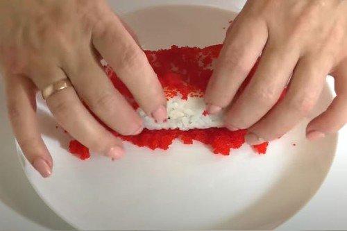 Roll California au crabe à la maison - une recette étape par étape