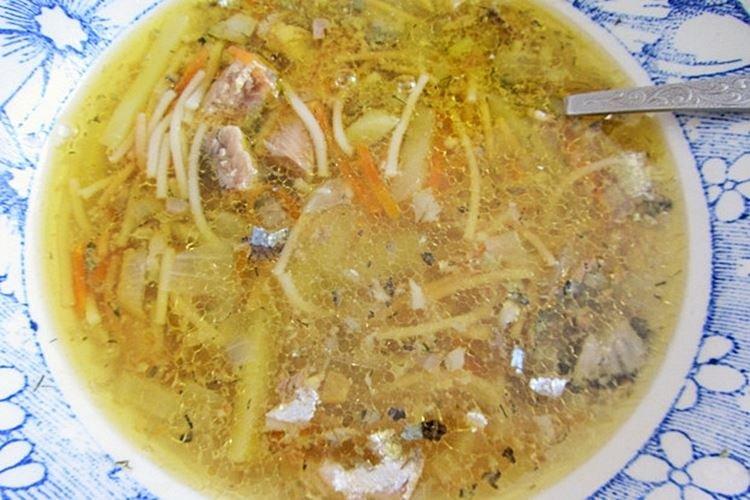 Soupe de poisson balaou en conserve avec nouilles - recettes
