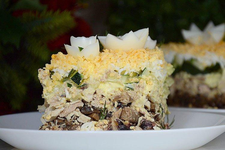 Salade de pruneaux et filet de poulet - recettes