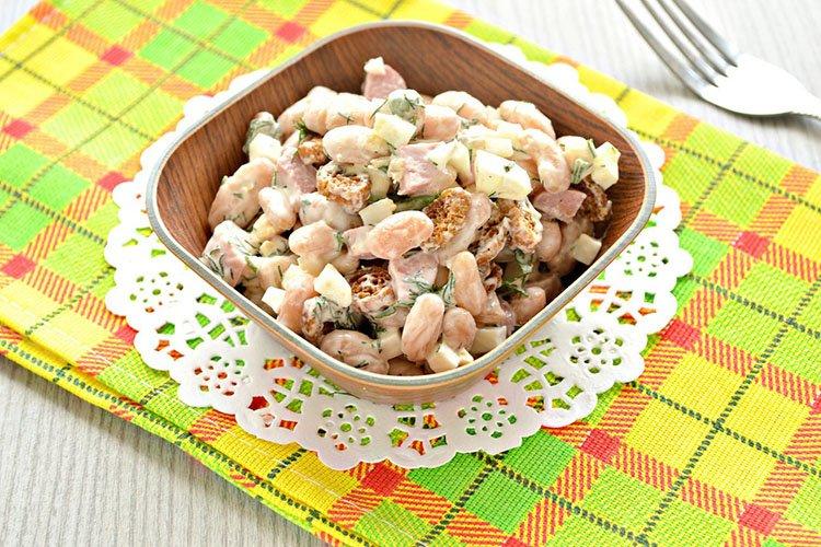 Salade de haricots aux pommes et au fromage - recettes