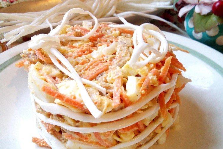 Salade coréenne de carottes et de suluguni - recettes