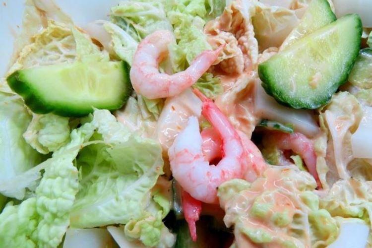 Salade de crevettes, calamars et chou chinois - recettes