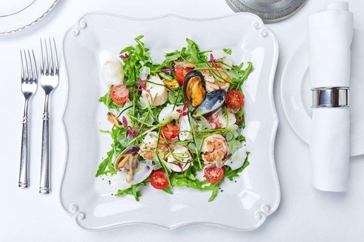 Salade de crevettes, calamars et pétoncles - recettes
