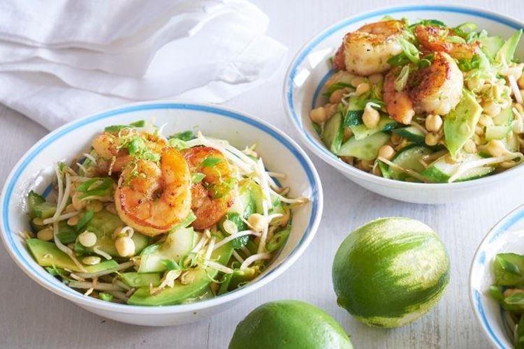 Salade de crevettes, calamars et pousses - recettes