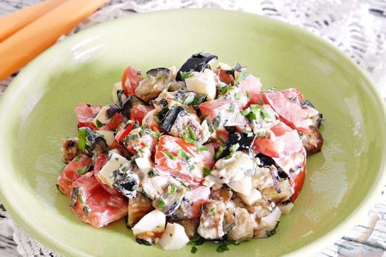 Salade d'aubergines frites et mayonnaise - recettes