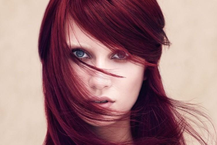 La couleur de cheveux la plus en vogue 2020-2021: tendances et tendances