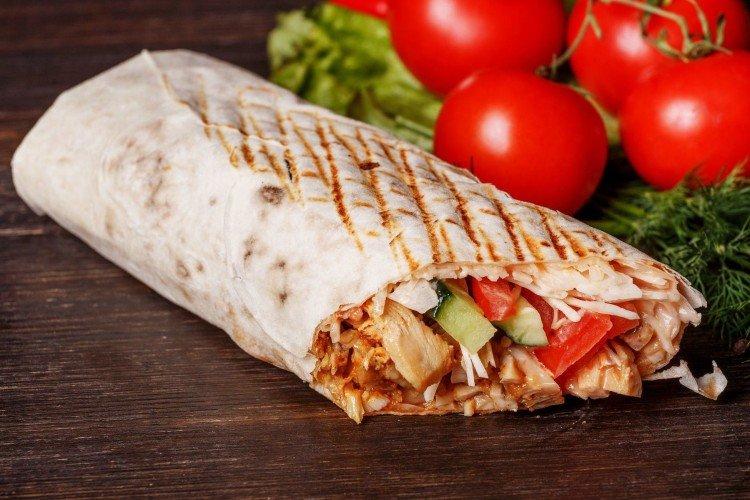 Shawarma de poulet classique à la maison - recettes