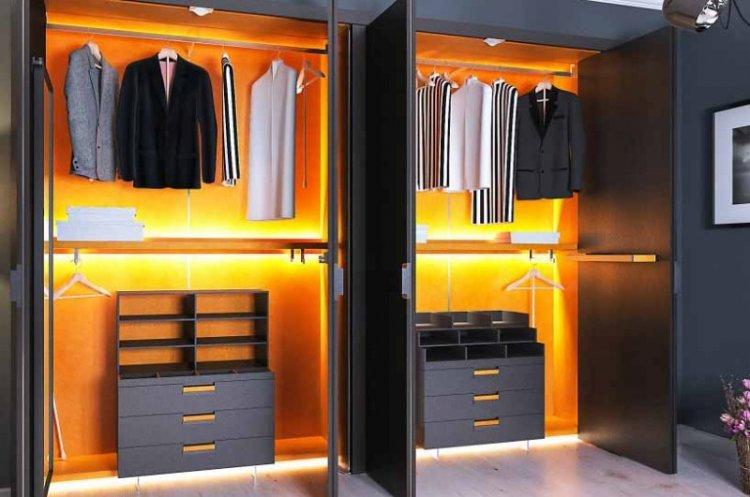 Eclairage - Armoire coulissante dans la chambre