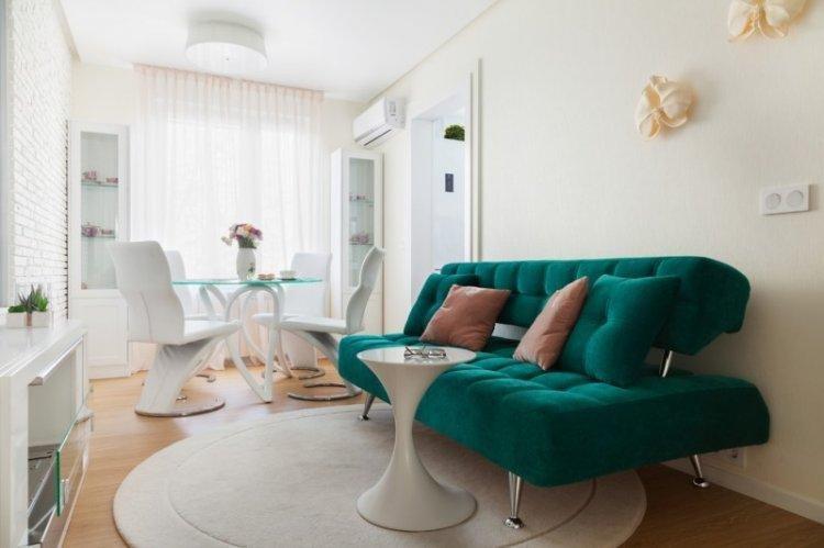 Rideaux dans le salon dans un style moderne - photo