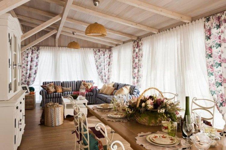 Combinaison de rideaux avec des meubles - Rideaux dans le style provençal