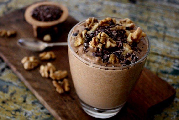 Smoothie au chocolat pour la perte de poids et la détoxification - recettes
