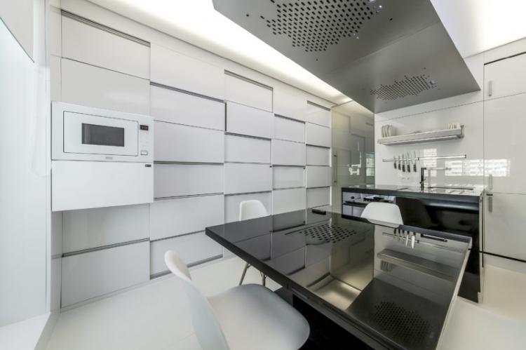 Cuisine high-tech - Photo design d'intérieur