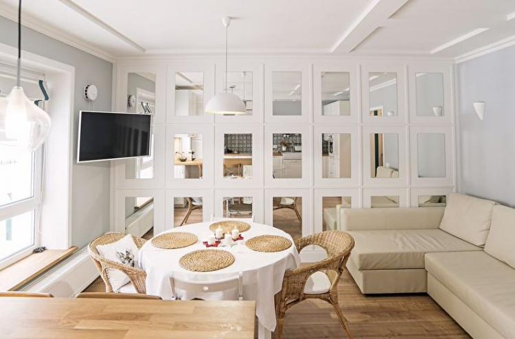 Décoration de plafond - Style néoclassique à l'intérieur