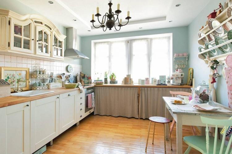 La Provence à l'intérieur de la cuisine