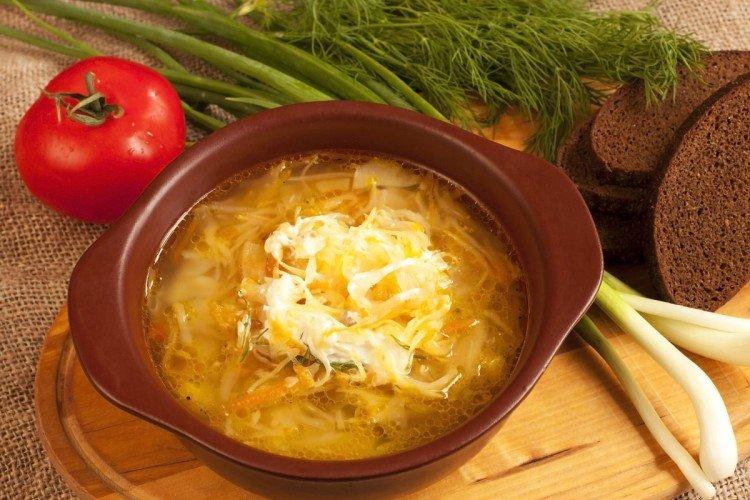 Soupe à l'oignon au chou - recettes de soupe pour tous les jours