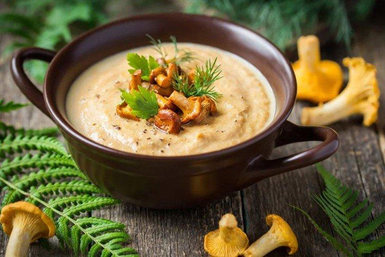 Purée de soupe aux girolles - délicieuses recettes