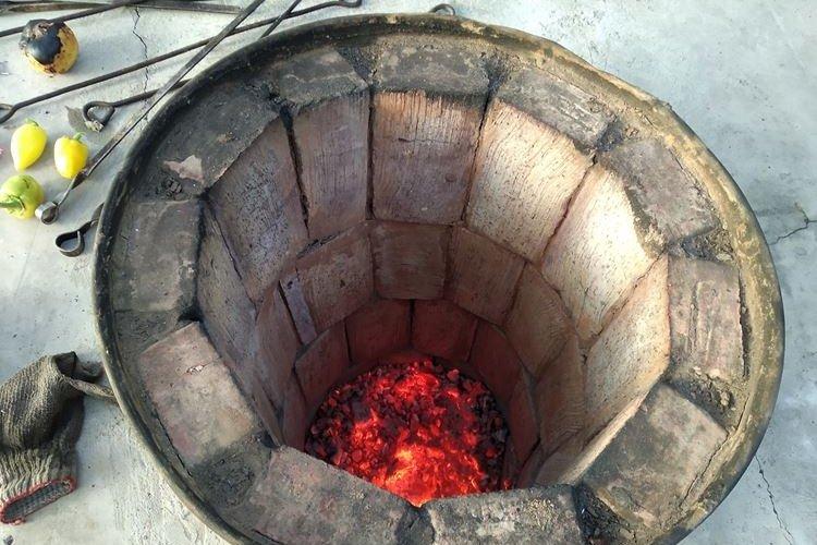 Tandoor à partir d'un tonneau de vos propres mains - comment faire