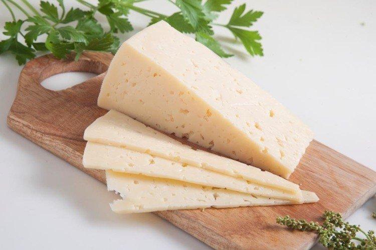 Russe - Fromage à pâte dure russe