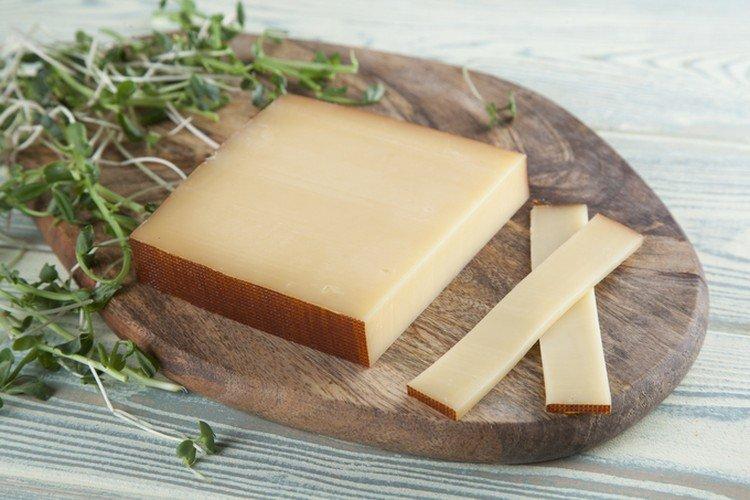 Altaï - Variétés de fromages à pâte dure russes