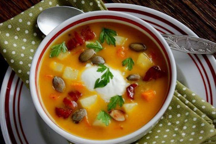 Soupe de potiron aux pommes de terre - recettes