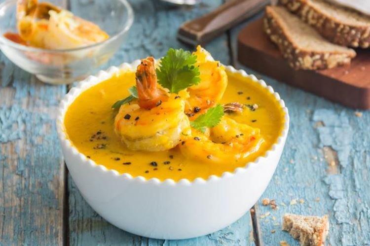 Soupe de potiron aux crevettes et lait de coco - recettes