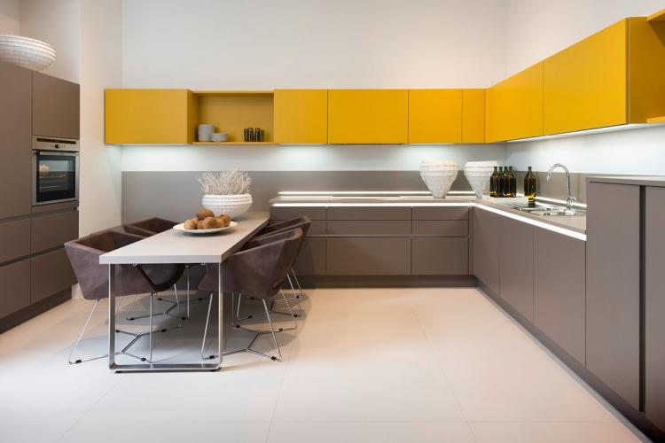 Cuisines d'angle - photos de vrais intérieurs