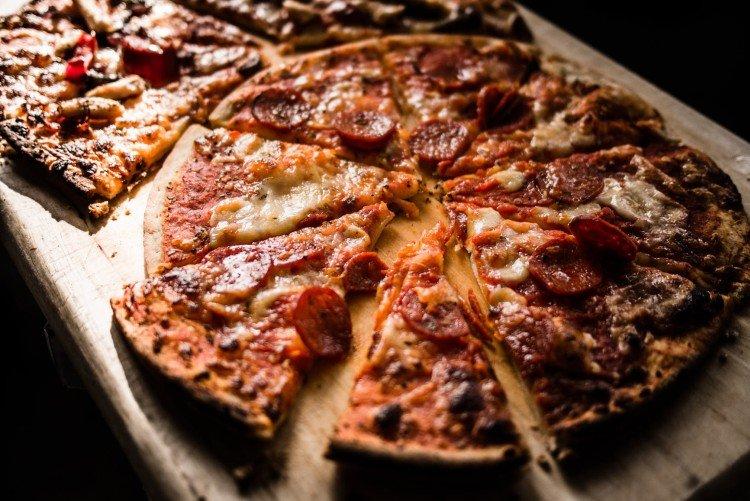 Faire frire la pizza - Recettes de dîner rapides utilisant des aliments simples