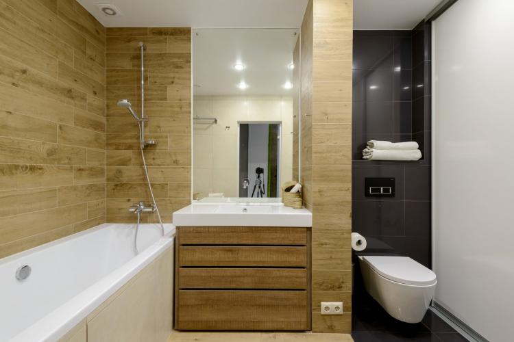Petite salle de bain de style moderne - Design d'intérieur