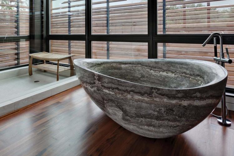 Conception de salle de bain dans un style moderne - photo