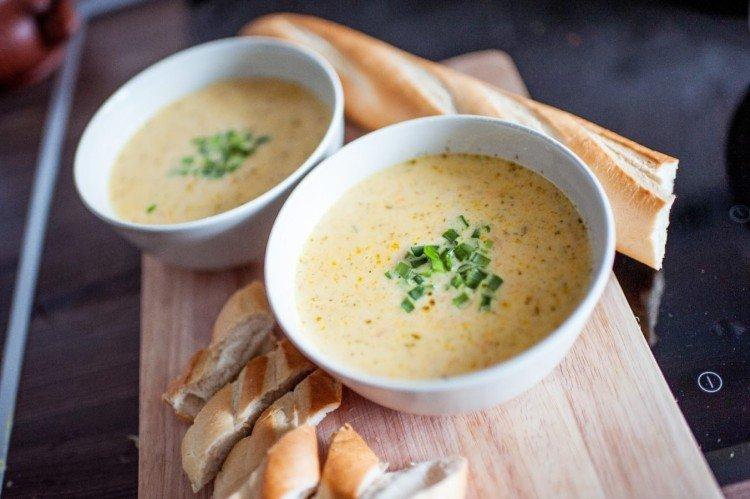 Soupe rapide au fromage à la crème - Recettes délicieuses et bon marché