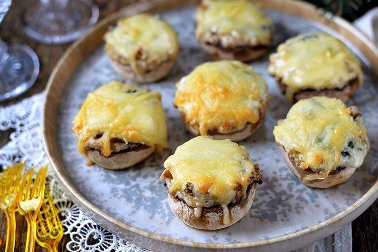 Collation aux champignons - Recettes de pâtisserie feuilletée
