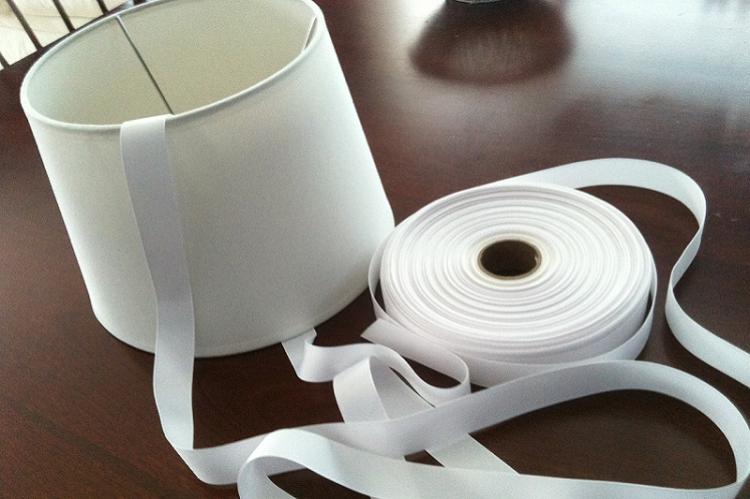 plafond de ruban de bricolage